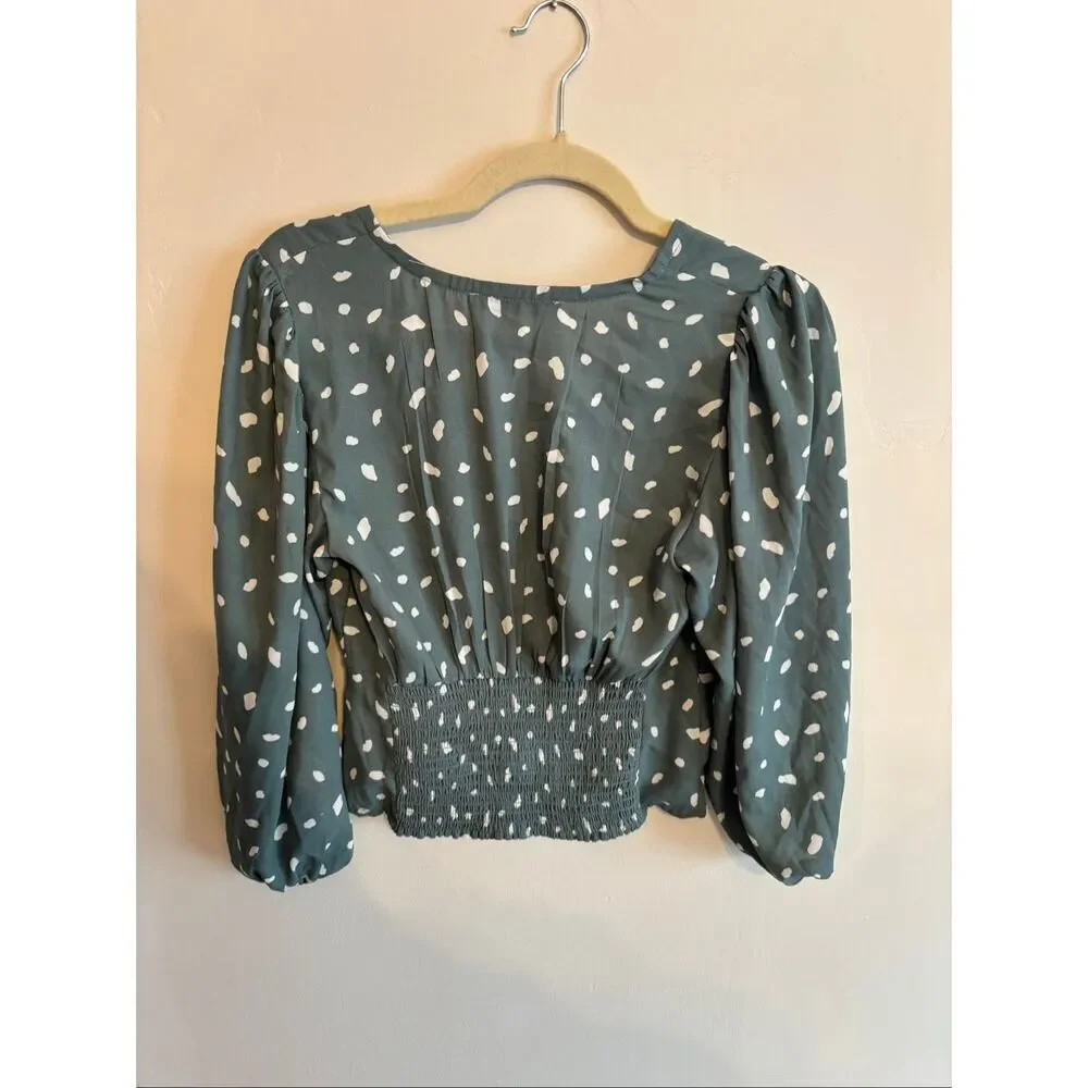 Abercrombie & Fitch Green Polka Dot Long Sleeve Crop Size S